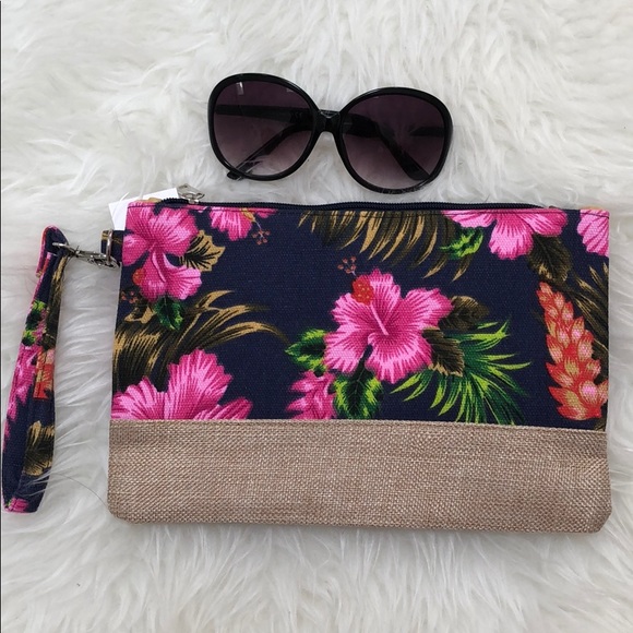 Trend Setter Diva Boutique Handbags - 1 LEFT! Habiscus floral wristlet bag